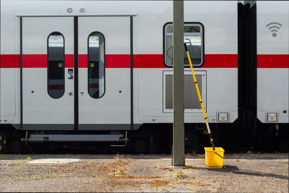 Maintaining Your Model Trains: Cleaning, Lubrication, and Troubleshooting